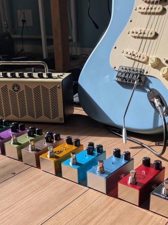 Set of 9 Mini pedal guitar effects