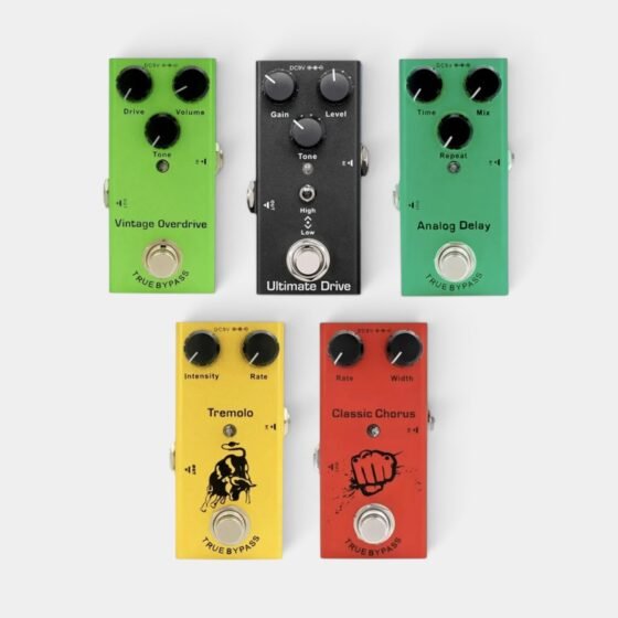 5 Effect pedals 2 Overdrives, Chorus, Tremolo, Delay
